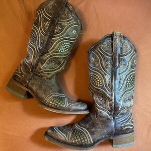 Embroidered Western Cowboy Boots